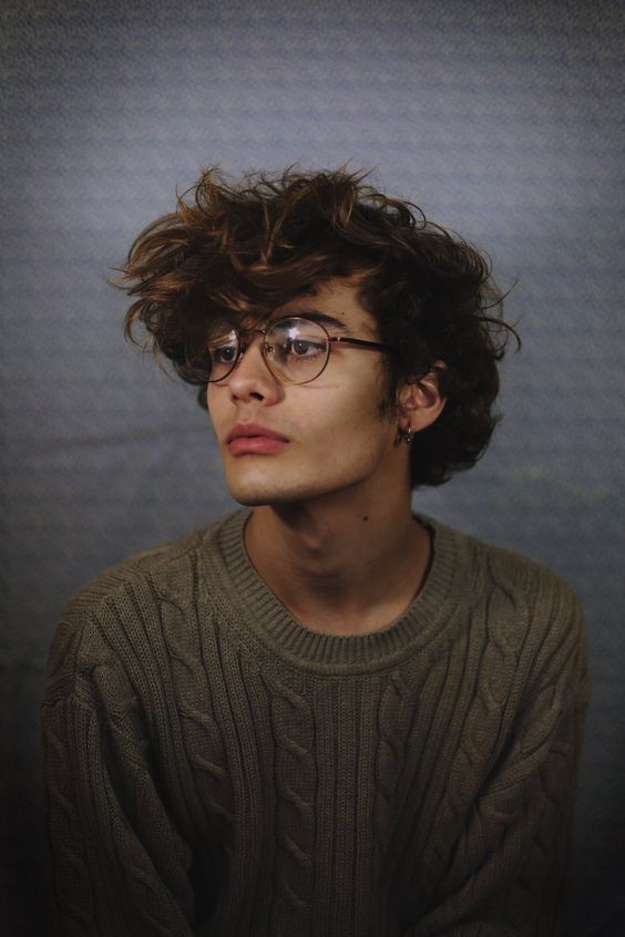 Featured image of post Boys With Fluffy Hair And Glasses